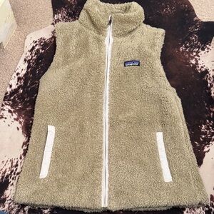 Patagonia Fleece Vest in Tan and White